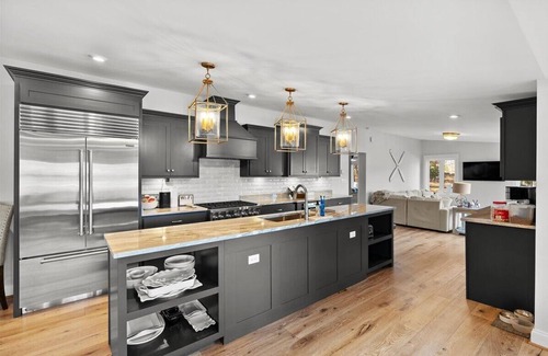 Morristown Casa | Bougie Bunker | Stunning Views | Spacious Flat Lot