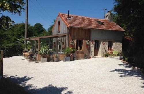 Tamerville Cabaña | Casa rural · Tamerville · ★4,43 · 1 dormitorio · 6 camas · 1 baño