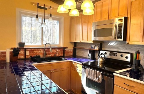 Chapel Hill Casa | Boulder Oaks Getaway