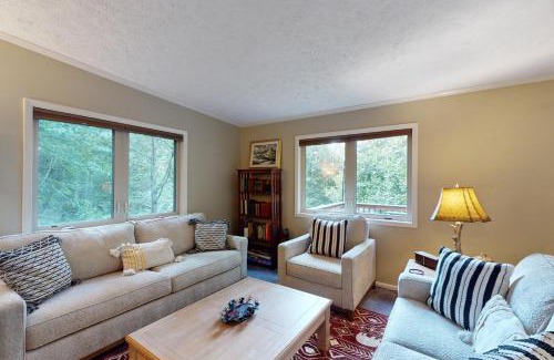 Boone Casa | Boulder Ridge Hideaway