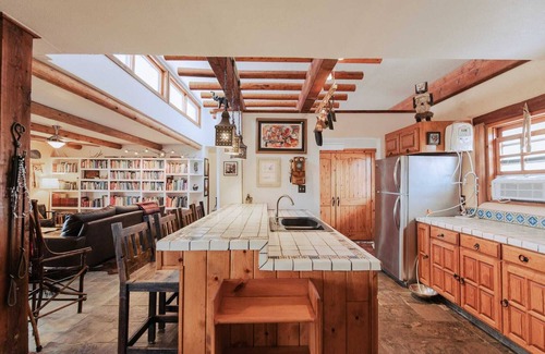 Terlingua Casa | Boulder Ridge Ranch: Luxury lodging for up to six
