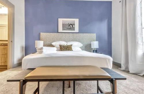 Richardson Apartamento | Boulevard Stays Roomy 3BR Stay Pool Parking Fitness B