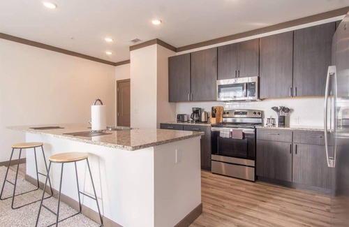 Jeffersontown Apartamento | Spacious 1BR Suite | Pool, Parking + Gym D