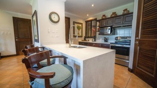 Brasilito Apartamento | Boungainvillea 7105 Luxury Apartment - Reserva Conchal