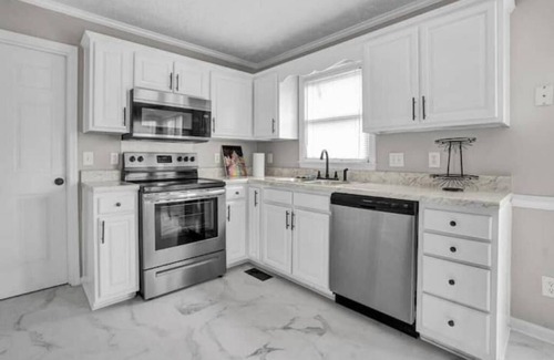 Fayetteville Casa | Bountiful Barley Travel Home