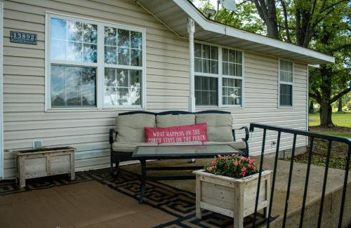 Carthage Casa | Bountiful Cabin - Hot Tub