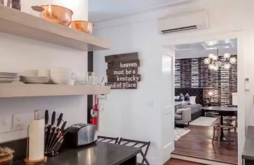 East Market District Apartamento | Bourbon Retreat in Nulu