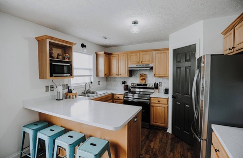 Nazareth Casa | Bourbon Themed 3-bedroom house in Bardstown