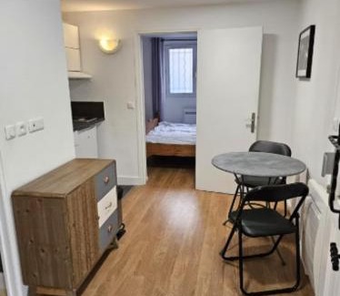 Quartier des peupliers Apartamento | Bourgon 2 - KP - Charminng & cosy T2 for two in Paris 13th