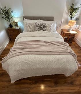 Boscombe Apartamento | Bournemouth Sandy Beach 8-12 max, 4 double beds, bunk bed, 2 foam floor mattress, 2airbed