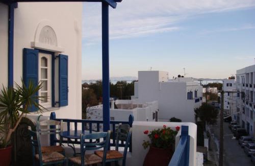 Tinos Town Apartamento | Boussetil Rooms CapAnMat