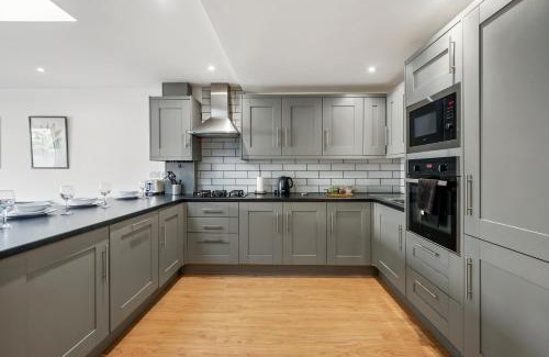 Staple Hill Apartamento | Boutique 2 Bed Bristol Abode - Parking - Garden