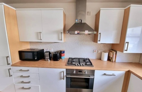 Newton Mearns Casa | Boutique 3-bed Home with Free Parking in Glasgow