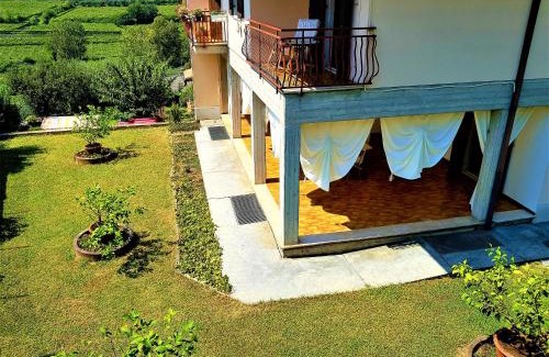 San Pietro in Cariano Apartamento | Boutique Apartment Home in Verona - Valpolicella - Big Terrace and Garden, Balcony and Garage - Hide in Hedonism