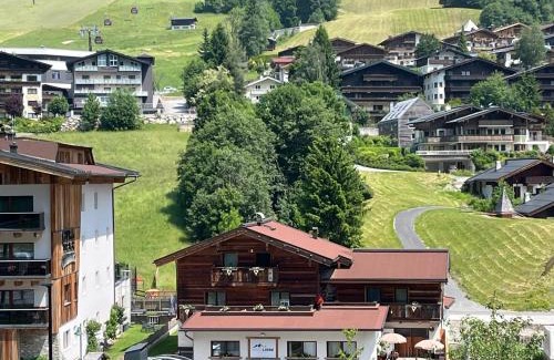 Saalbach-Hinterglemm Apartamento | Boutique Apartment BERGLIEBE, ski in-out