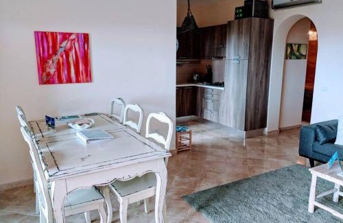 Porto Pozzo Apartamento | Boutique Apartment no 24 with Sea View and large Pool