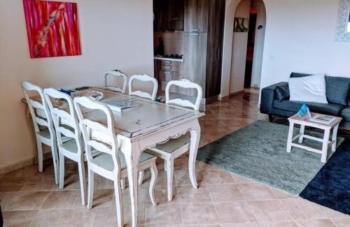 Porto Pozzo Apartamento | Boutique Apartment no 24 with Sea View and large Pool