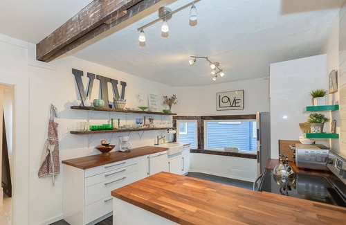 Southmoreland Apartamento | Boutique Apartment - Walk to Westport, Plaza, Restaurants & Streetcar in 10/25!