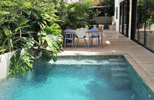 Curacao Apartamento | Boutique apartment with PRIVATE POOL, near Jan Thiel & Mambo beach, 2 bedrooms & gated community