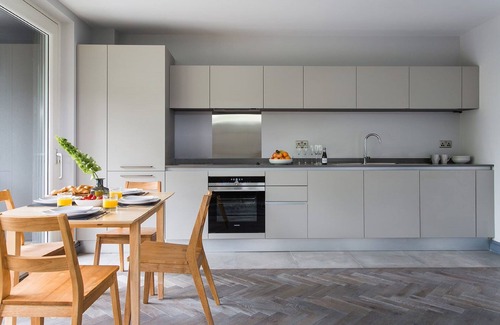 Rushmoor District Apartamento | Boutique Apartments by Viridian Apartments