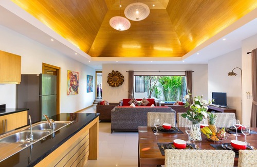 Rawai Villa | Boutique Balinese 3BR Pool Villa Martin