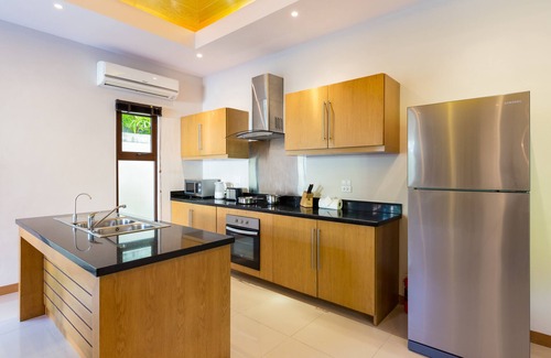 Rawai Villa | Boutique Balinese 3BR Pool Villa Martin
