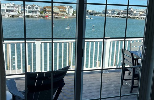 Stone Harbor Condominio | Boutique Bay Front Condo with water slip in Stone Harbor