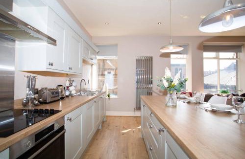 Harrogate City Centre Apartamento | Boutique Central 2 bed In Harrogate - Sleeps 6