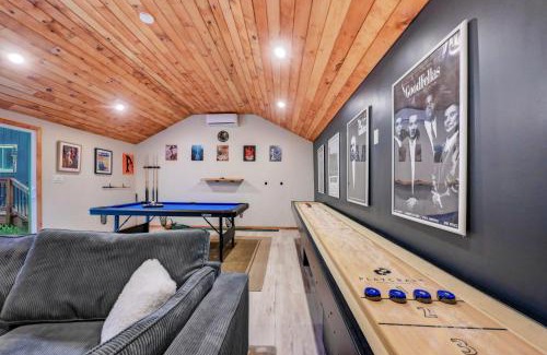 Tobyhanna Chalet De Esquí | Boutique Chalet, Hot Tub, Fire Pit, Fireplace & Game Room