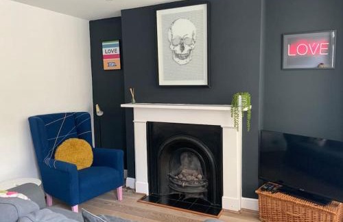 Chichester Casa | Boutique City Centre Home