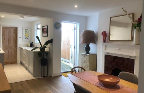 Chichester Casa | Boutique City Centre Home