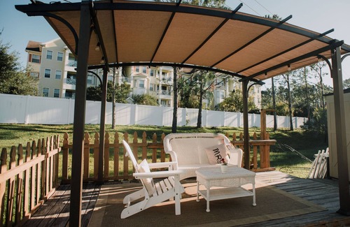 Kissimmee Cabaña | Boutique Cottage near Disney and Shopping Malls