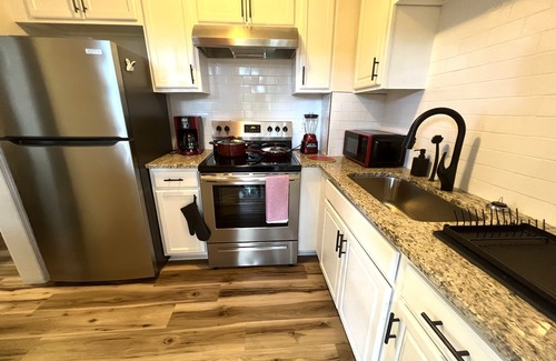 Southbank Casa | Boutique Home in Jax City
