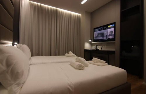 Tirana Hotel | Boutique Hotel Adelar