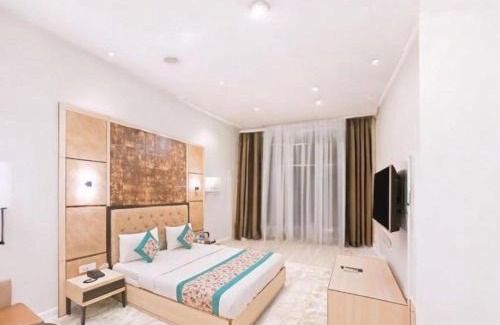 Mahipalpur Casa | Boutique Hotel Almora - Opposite Aerocity With Free Airport Pickup