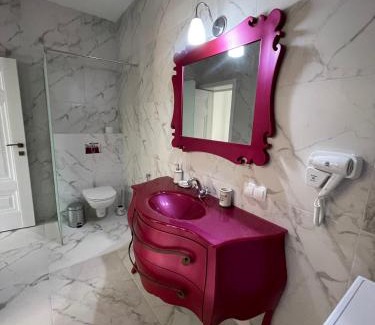 Serhiivka Hotel | Boutique Hotel Enjoy