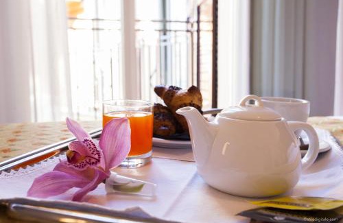 San Donato-San Vitale Hotel | Boutique Hotel Liberty 1904