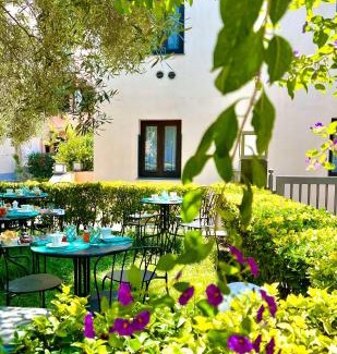 Pozzuoli Hotel | Boutique Hotel Palazzo Donna Iulia