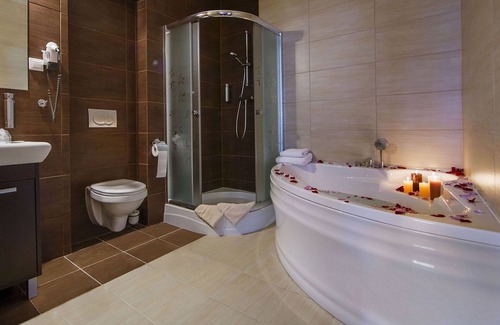 Srodmiescie Hotel | Boutique Hotel’s II Rewolucji