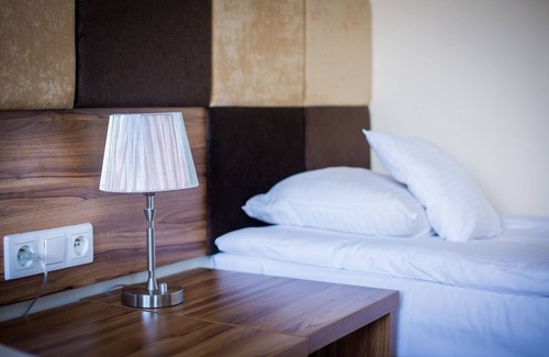 Fabryczna Hotel | Boutique Hotel's Kwiska / Legnicka