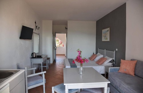 Livadia Hotel | Boutique Hotel Tilos Mare