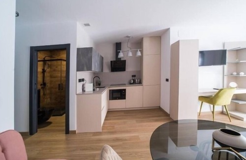 Almeria Centro Apartamento | Boutique La Gloria (Estudio 2A)