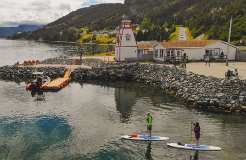Glenburnie-Birchy Head-Shoal Brook Apartamento | Suite boutique frente al mar a pocos minutos de Tablelands y Woody Point