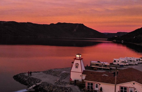 Glenburnie-Birchy Head-Shoal Brook Apartamento | Suite boutique frente al mar a pocos minutos de Tablelands y Woody Point