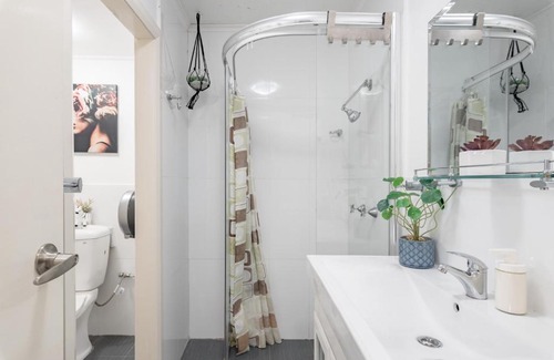 Mascot Casa | Boutique Private Rm 7 Min Walk to Sydney Domestic Airport - SHAREHOUSE 109R4