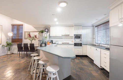 Burwood Casa | Boutique Private Rm situated in the heart of Burwood 5 - ROOM ONLY