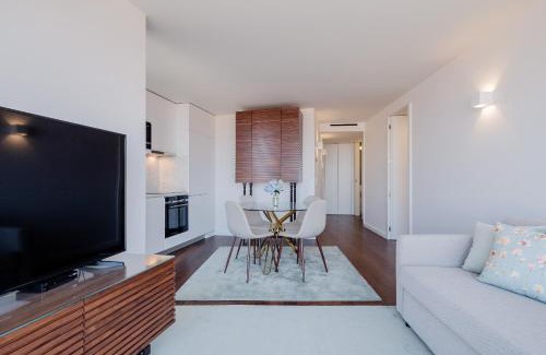 Foz do Douro Apartamento | Boutique Rentals- Bliss By The Sea Apt- Ocean views in Foz Beach