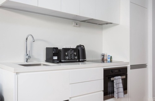 Lewisham Apartamento | Boutique Studio Apartment in Heritage Home