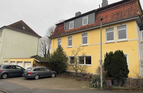 Celle Apartamento | Boutique Suite by the Park w Parking