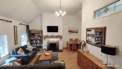 Bettystown Casa | Bovinda Cottage - By the Beach, Bettystown